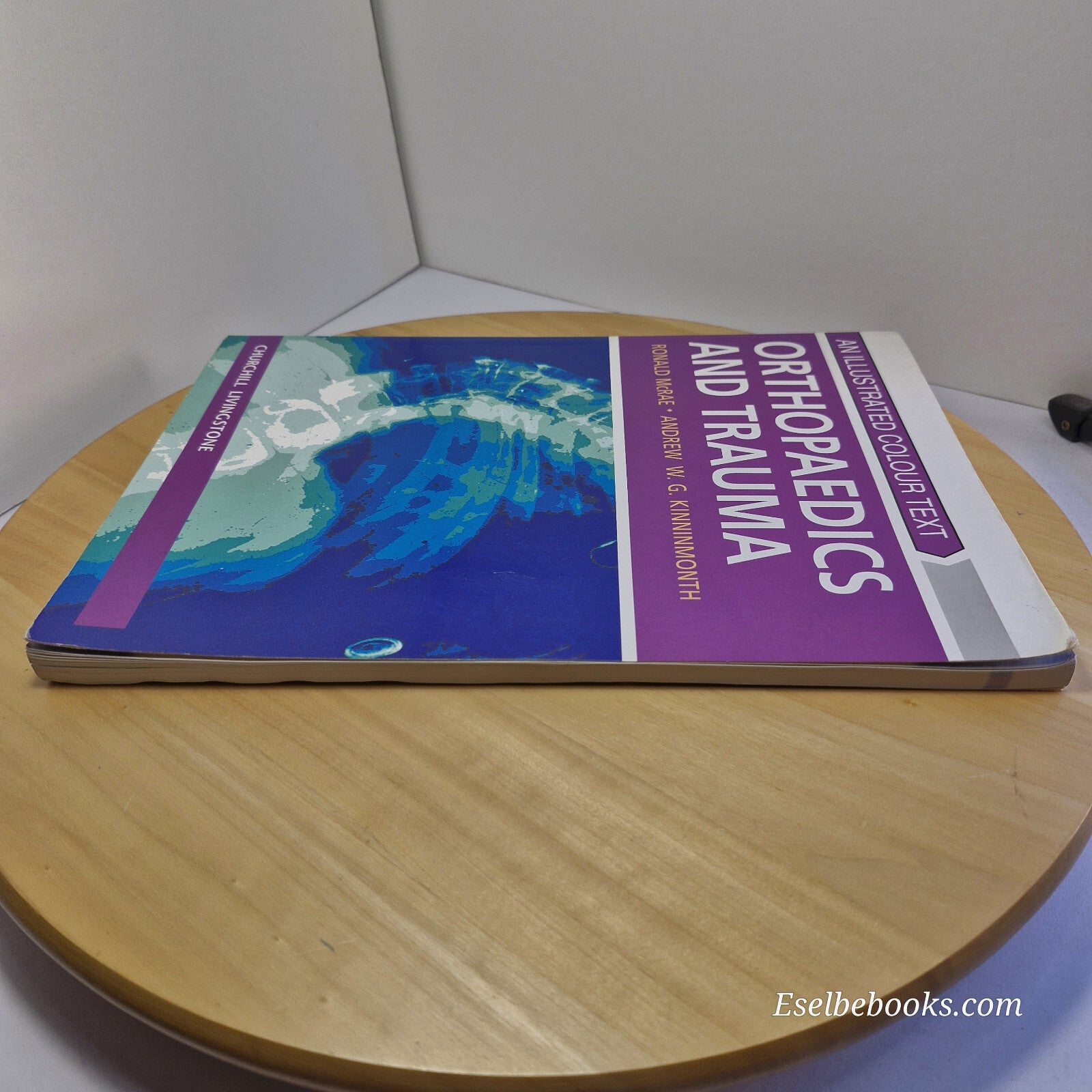 Textbook: Orthopaedics and trauma - McRae & Kinninmonth - paperback