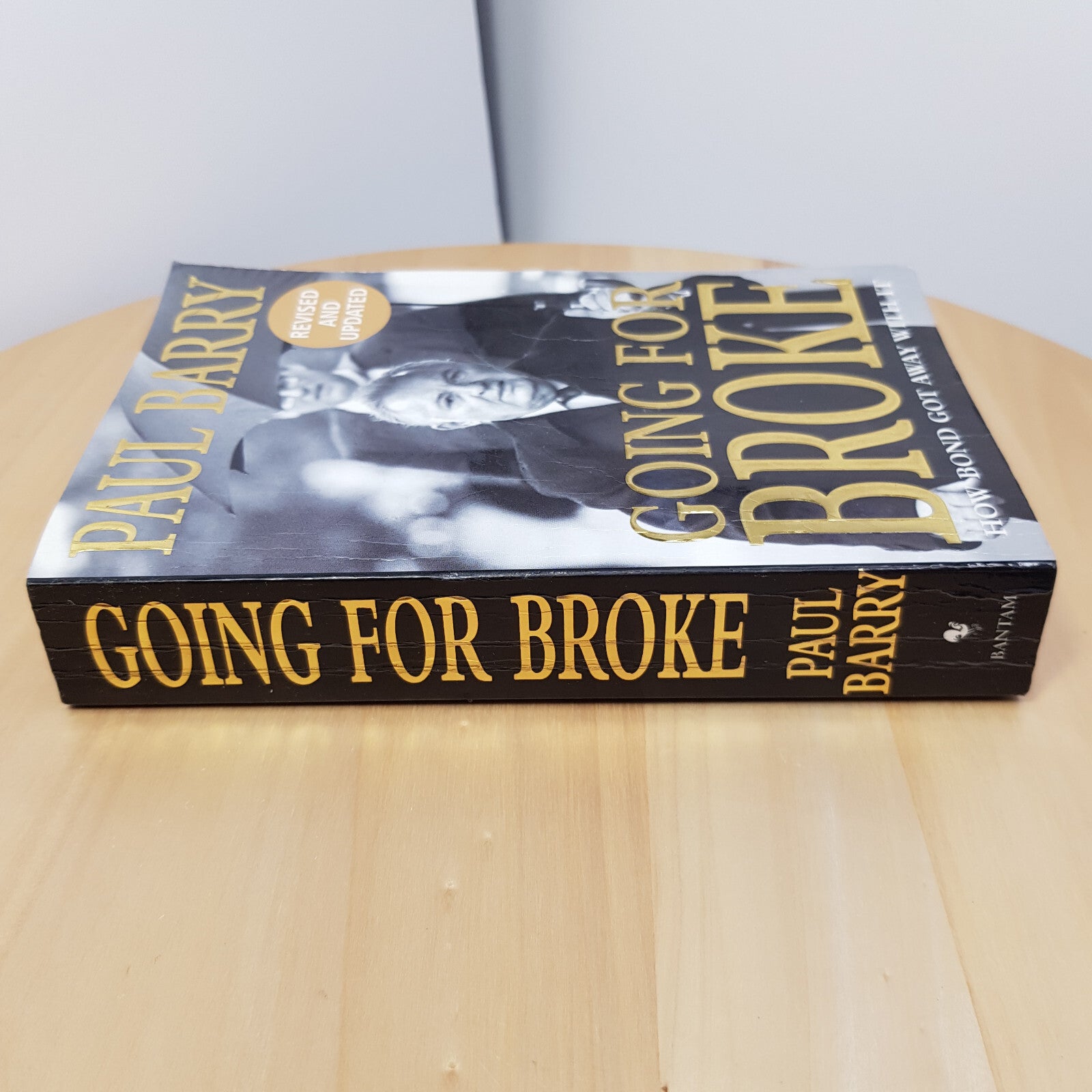 Bundle x 2 Australian true crime books - Big Shots & Going for broke - paperb...