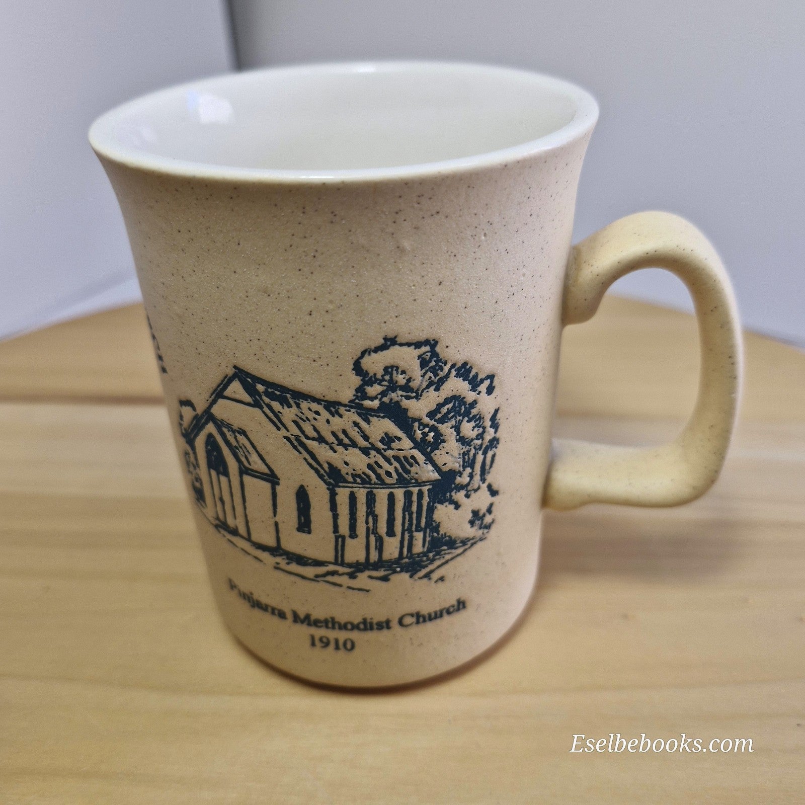 Sandalwood collectible ceramic mug - Pinjarra Congregation 1910 - 210