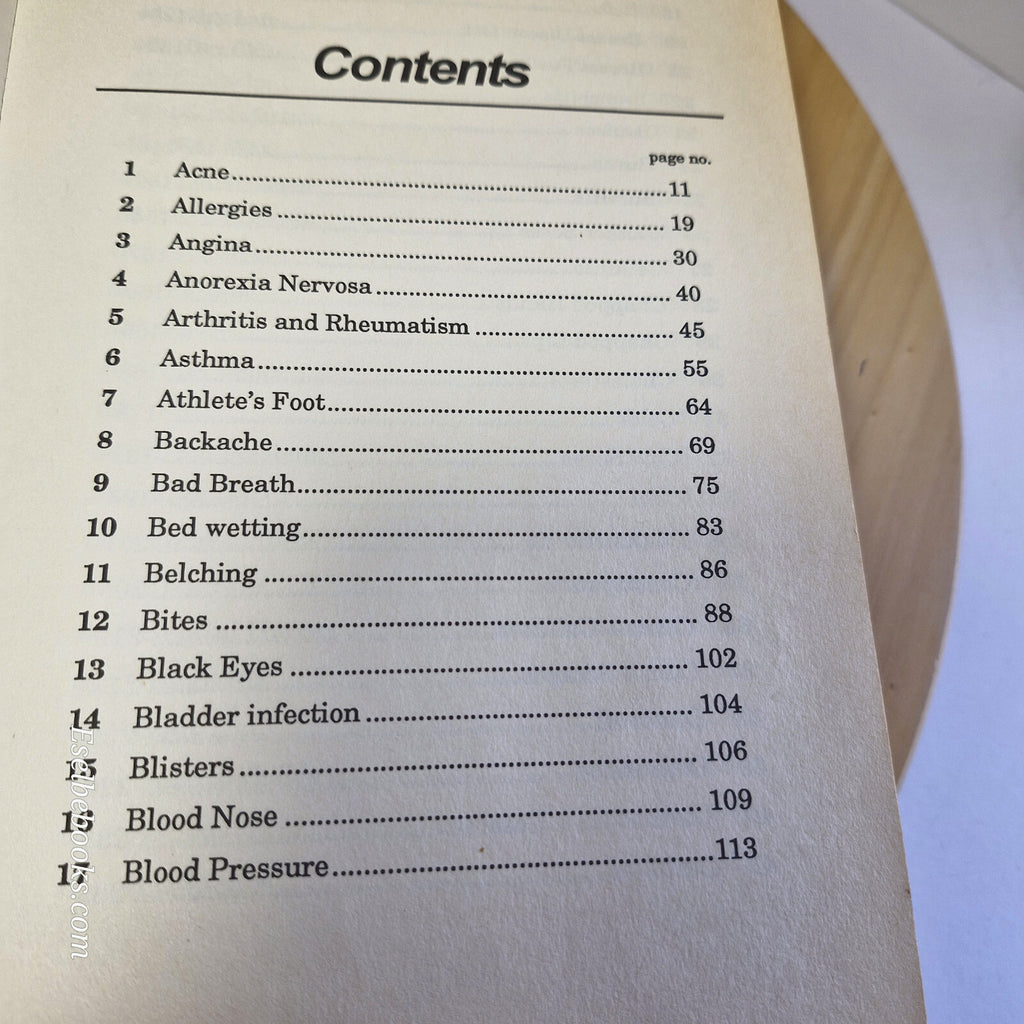 Health: The best practical folk remedies from around the world - hardback