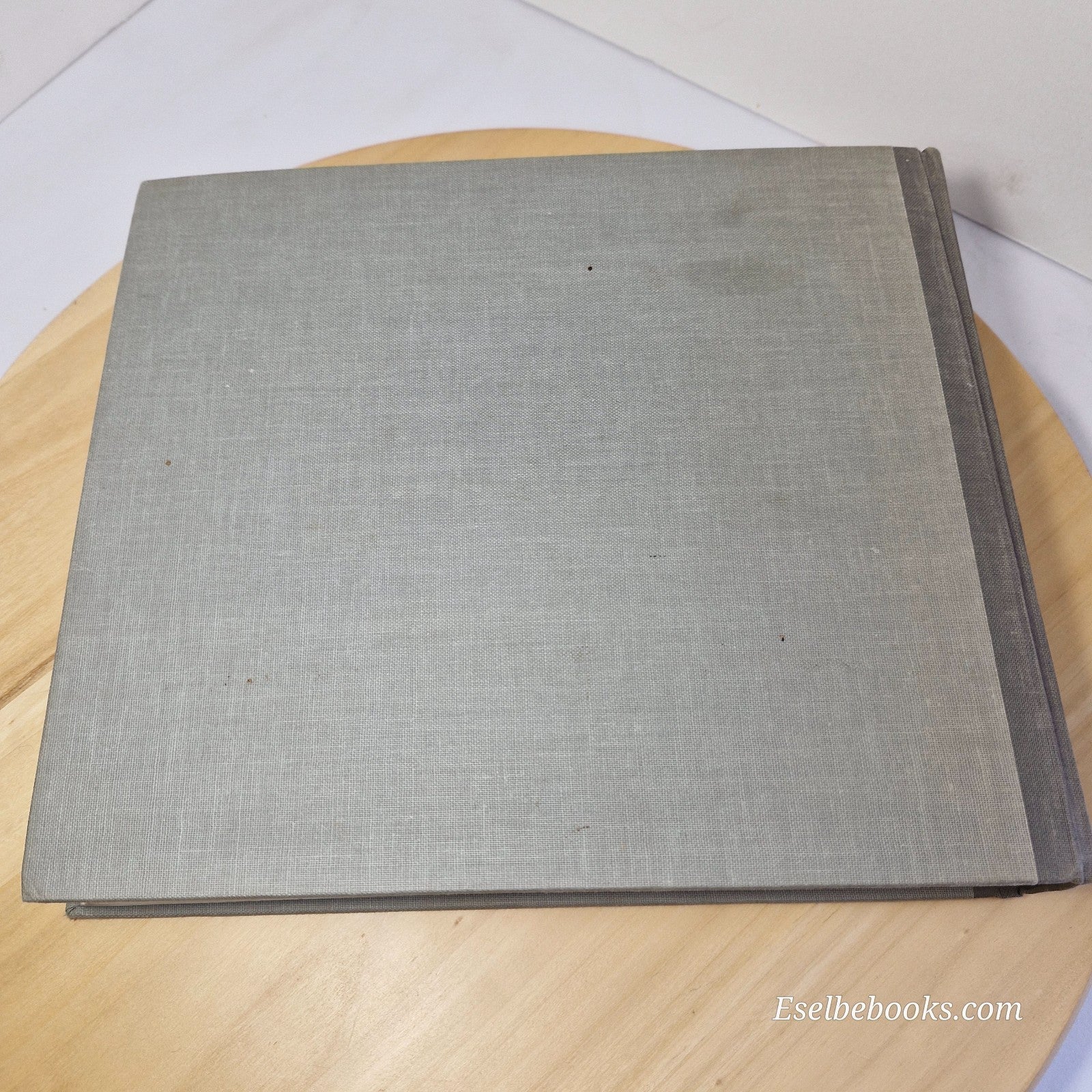 Reader's Digest Australian Family Medical Adviser First Edition Vintage hardback