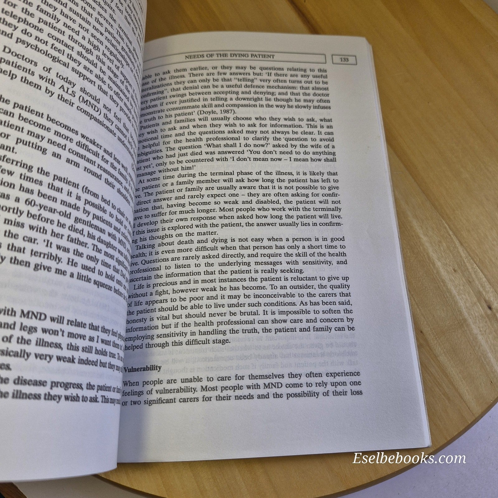 Motor Neurone Disease (Therapy in Practice) By Susan Beresford - paperback