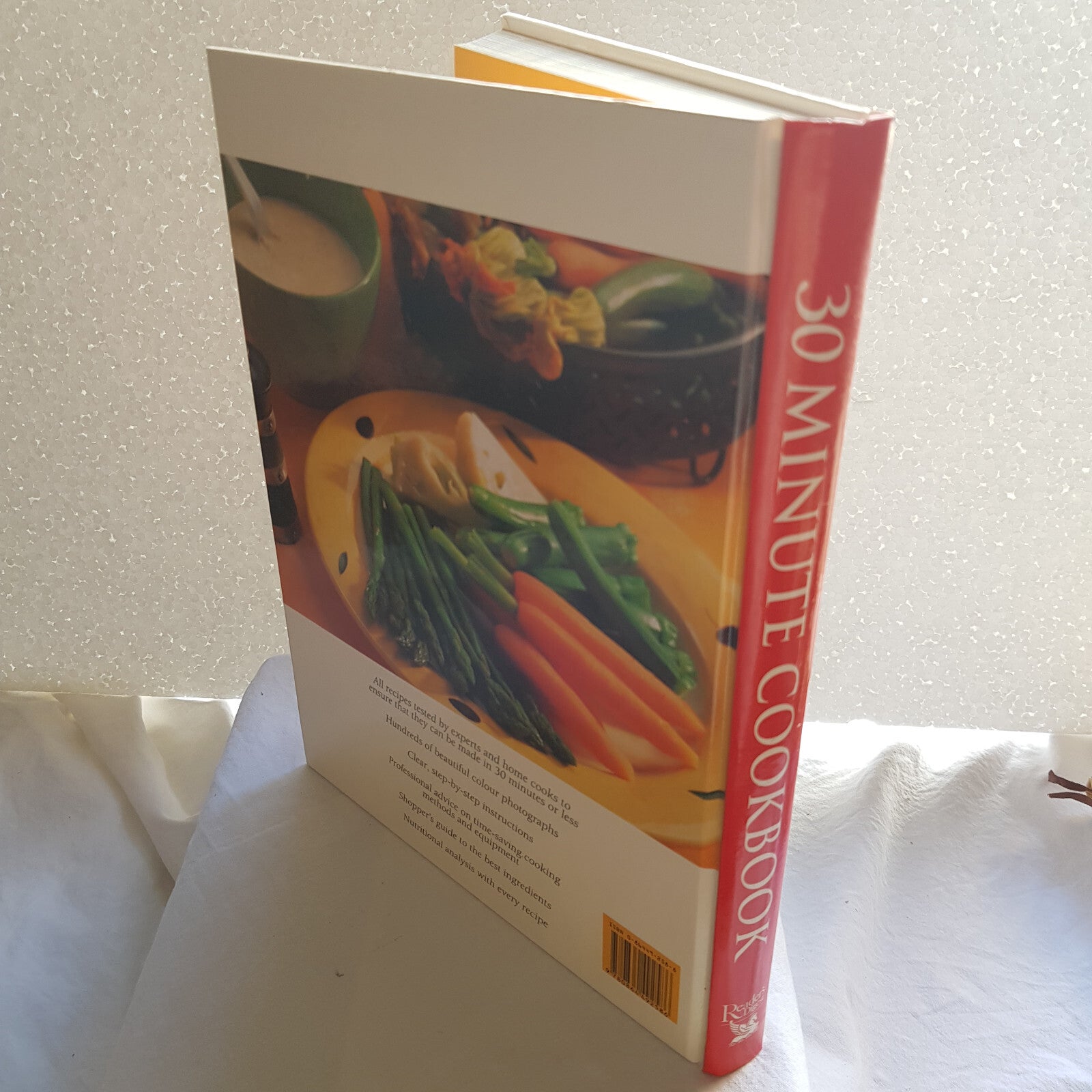 Cookbook: Reader's Digest 30-minute Cookbook By Bill Hylton, Pat Alburey · 2003