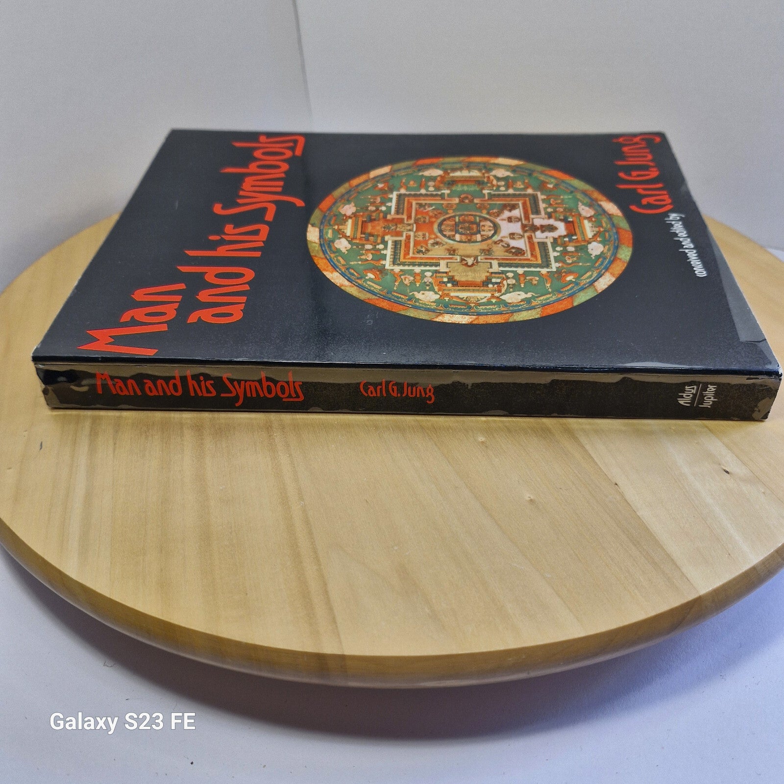 Man and His Symbols By Carl Gustav Jung, Marie-Luise von Franz · 1964 - paperbac