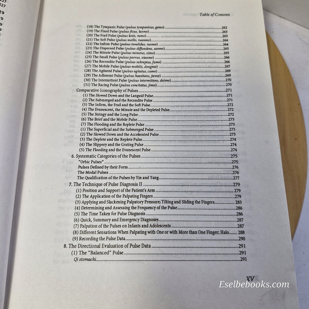 Chinese Medical Diagnostics A Comprehensive Textbook By Manfred Porkert · 200...