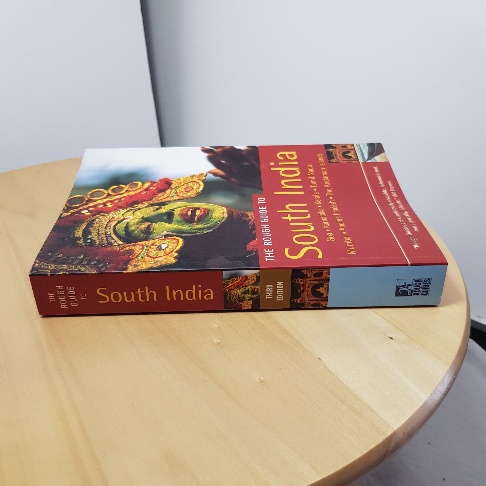 The rough guide to South India By David Abram · 2003 - paperback