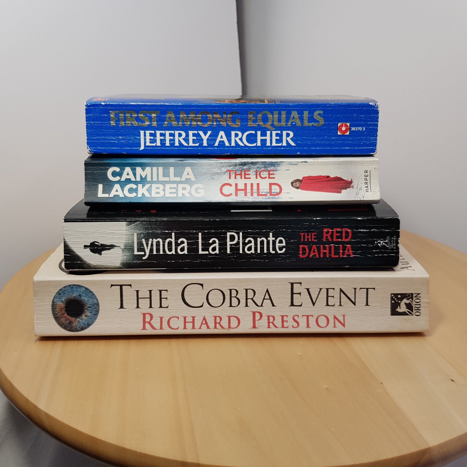 Bundle x 4 crime/thrillers - The Ice Child/First Among Equals/The Red Dahlia/...