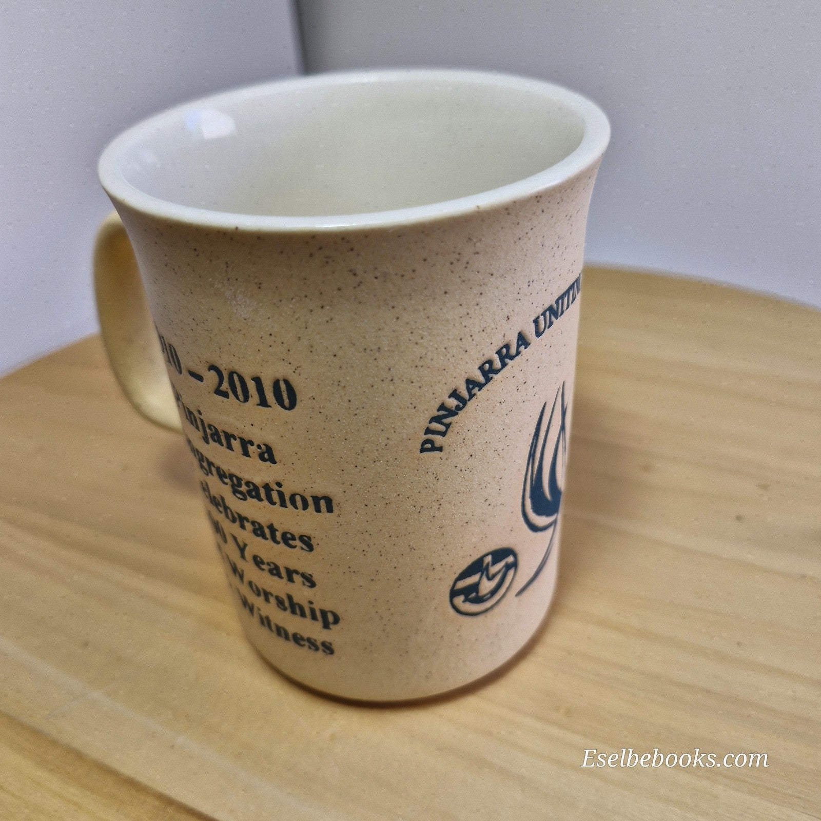 Sandalwood collectible ceramic mug - Pinjarra Congregation 1910 - 210