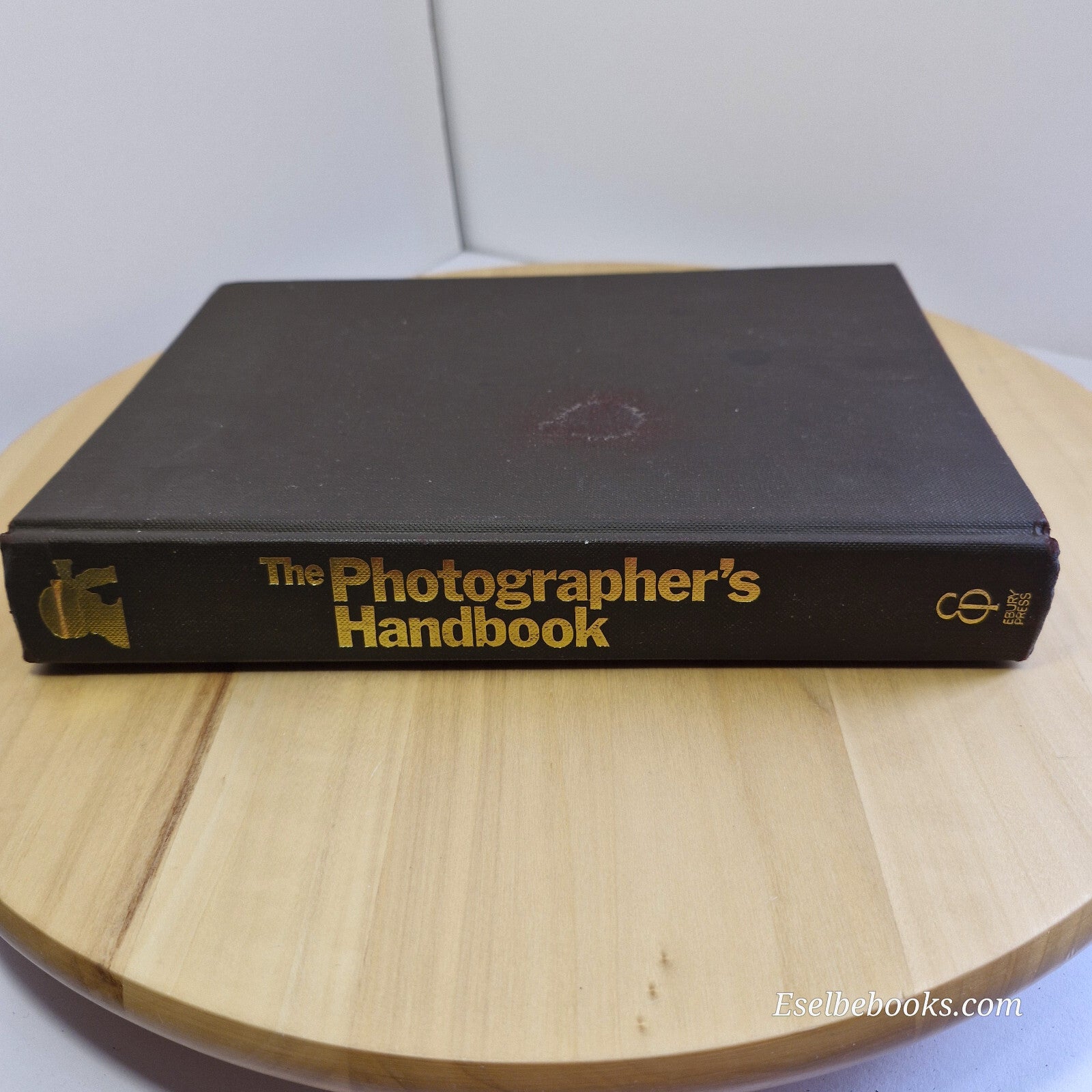 The Photographer's Handbook By John Hedgecoe · 1978 - vintage hardback