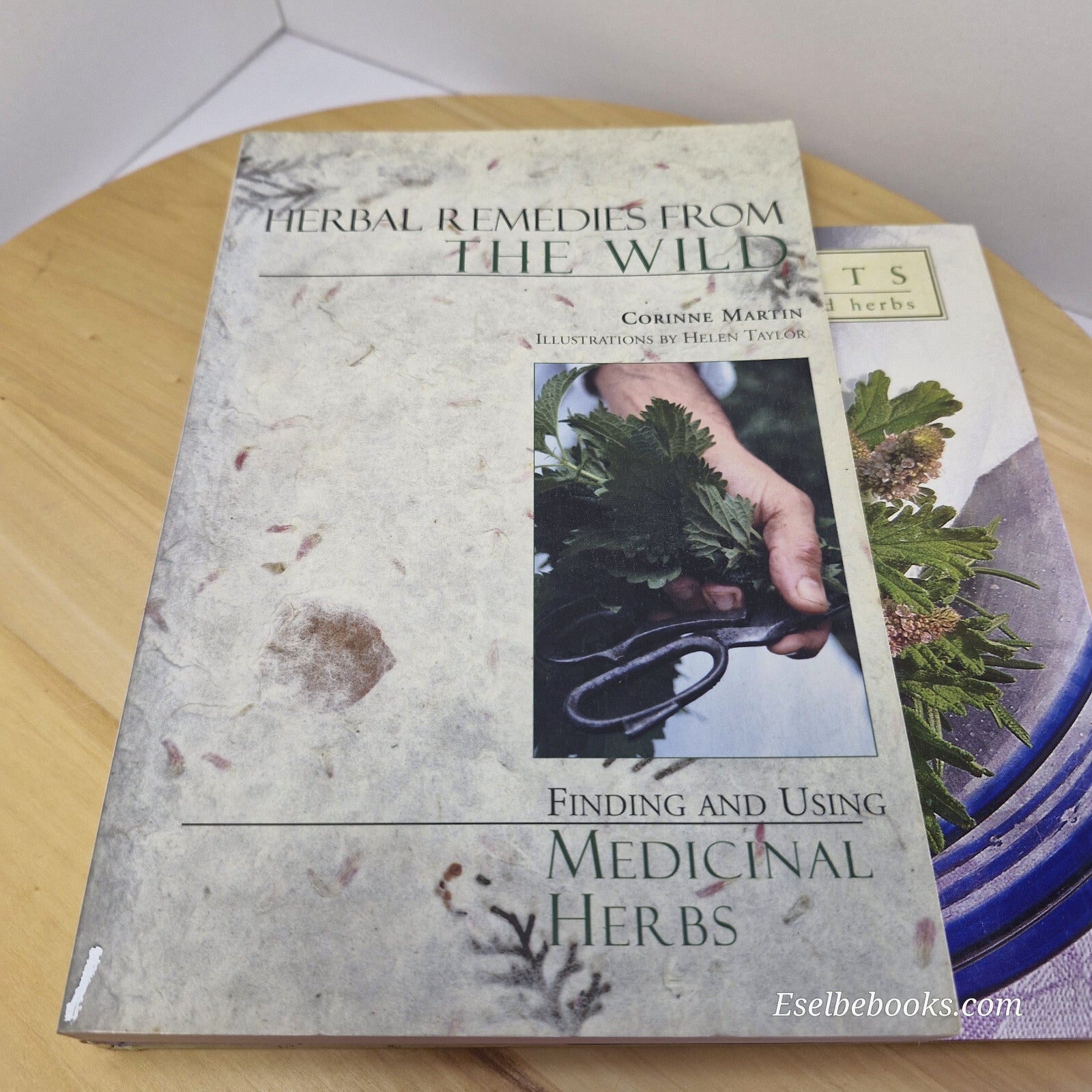 Various herbal health guides/dictionaries - buy 2 or more for discount @ 22/6/25