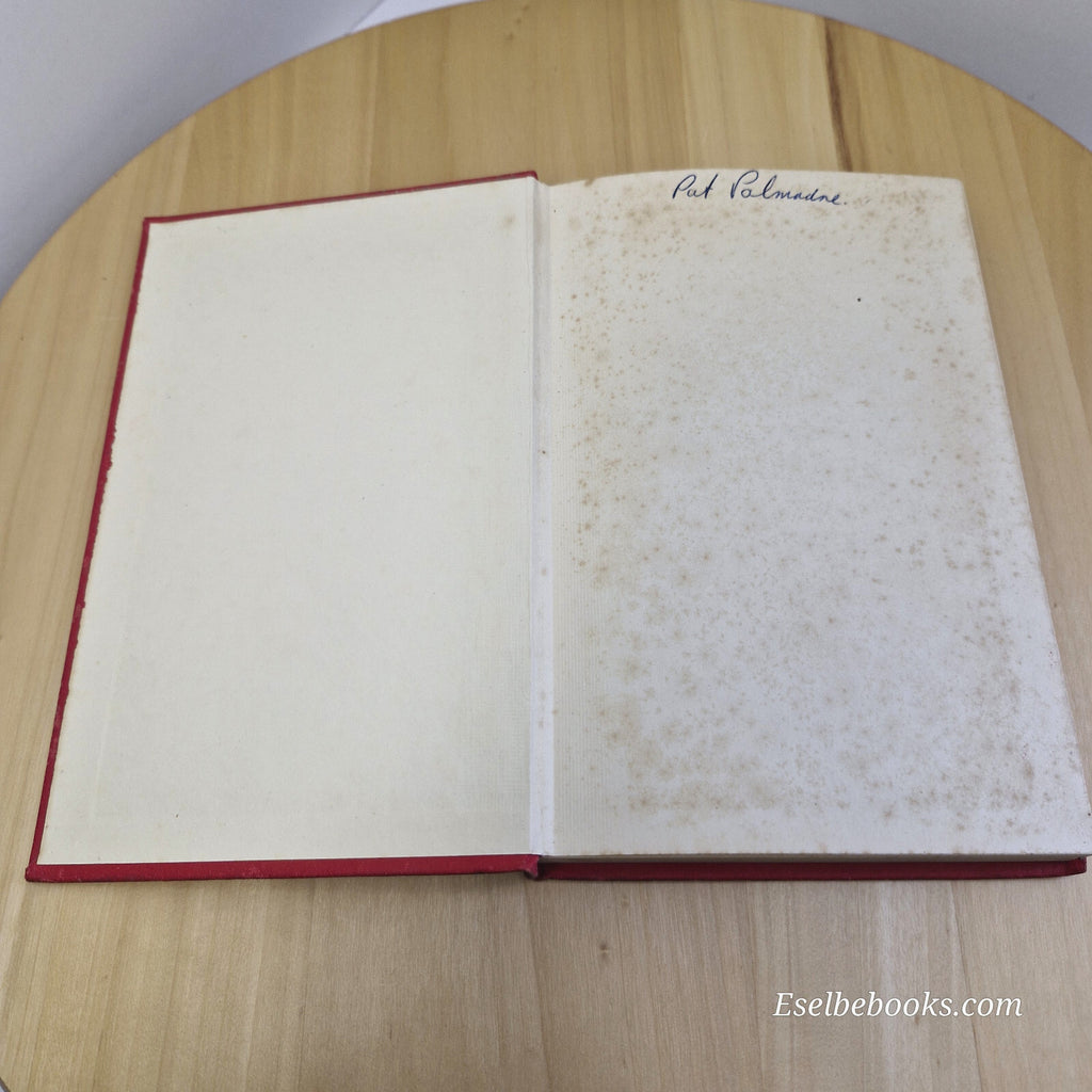 Textbook: Exercises in English for senior students by McGregor & Cohen - vint...