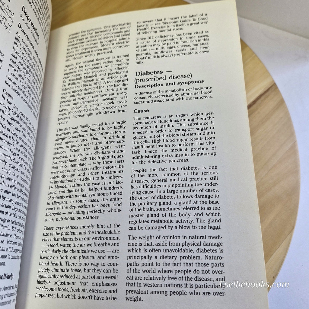 The Australian Family Guide To Natural Medical Remedies by Dr Bill Davison