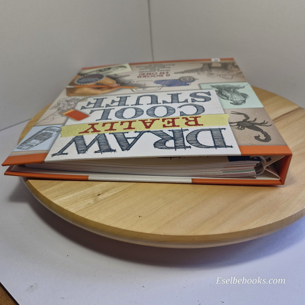 Action-Packed Cool Things to Draw Pack 2015 in slipcase