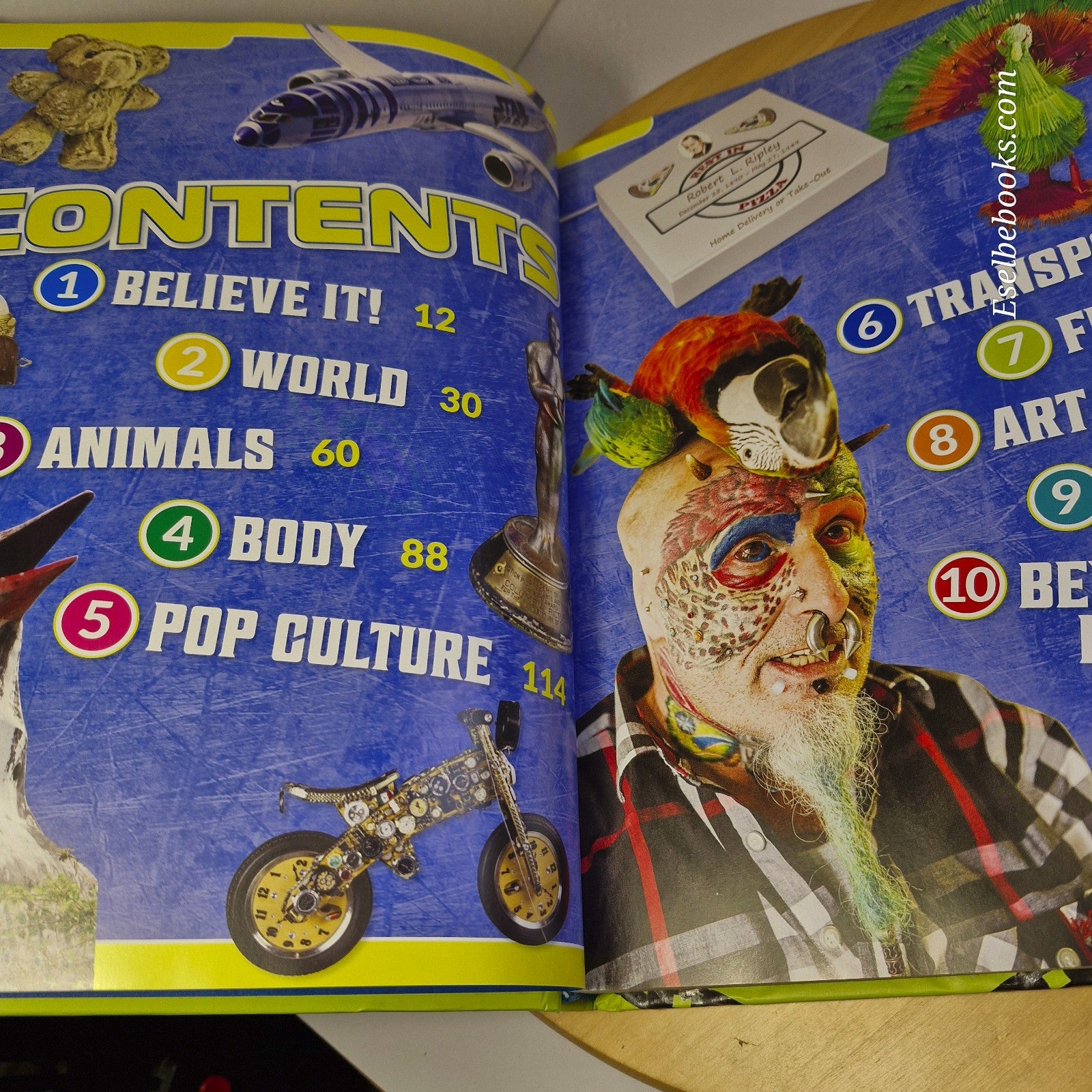 Ripley's Believe it or Not! Unlock the weird! 2017 Large Hardcover