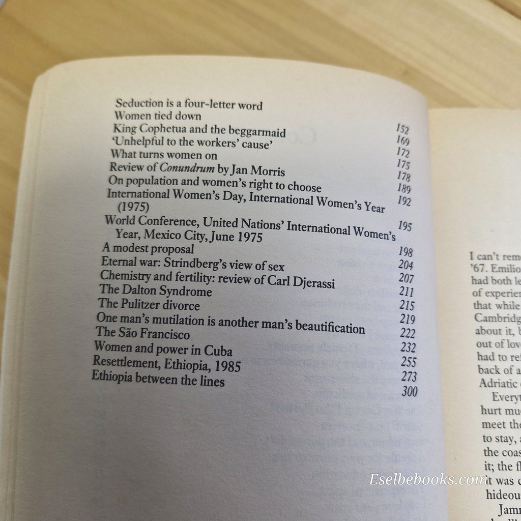 The Madwoman's Underclothes: Essays and Occasional Writings, 1968-85 by Dr....