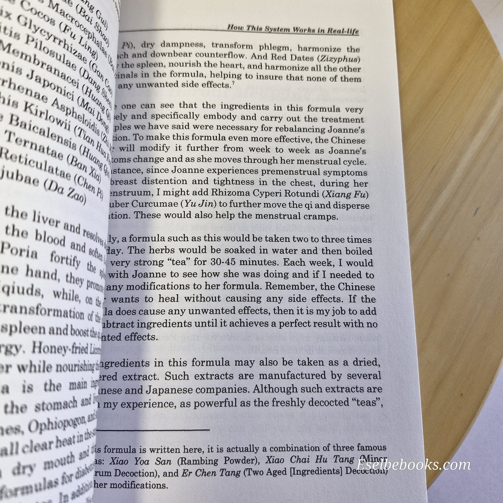 Controlling Diabetes Naturally: With Chinese Medicine by Lynn M Kuchinski - PB