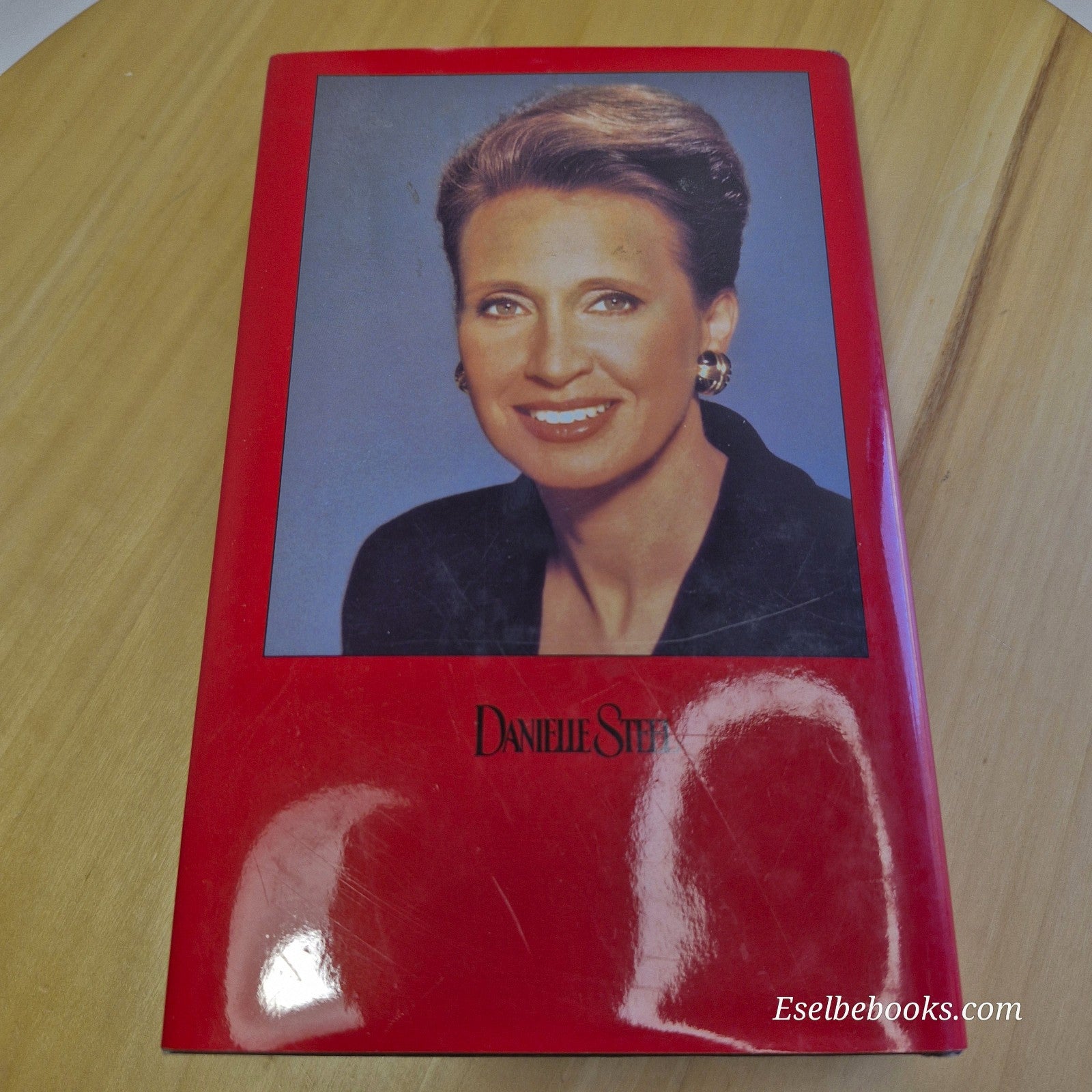 3 Danielle Steele hardbacks with djs - Silent honour/The ranch/Lone Eagle