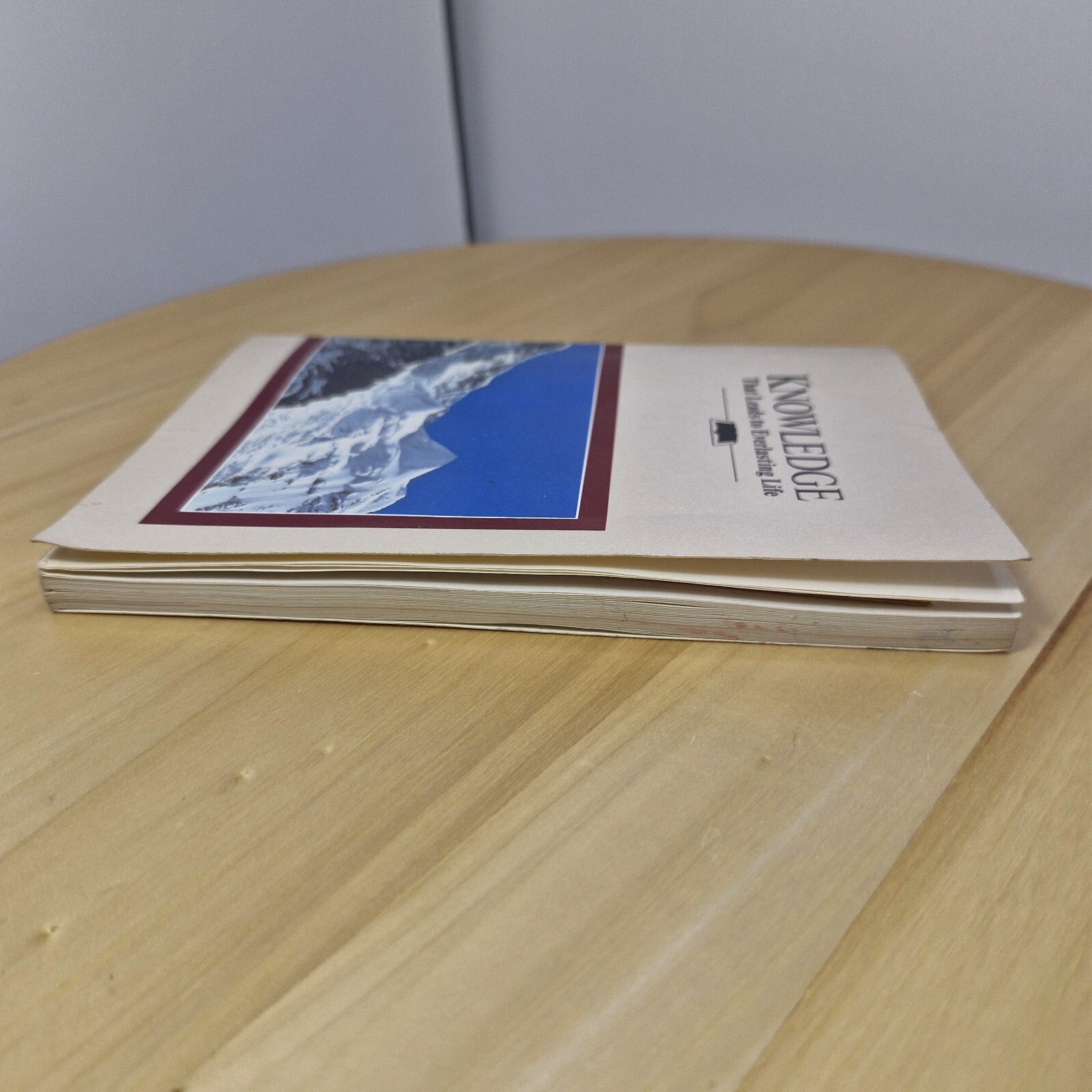 Religion: Knowledge that leads to everlasting life published by Watchtower - ...