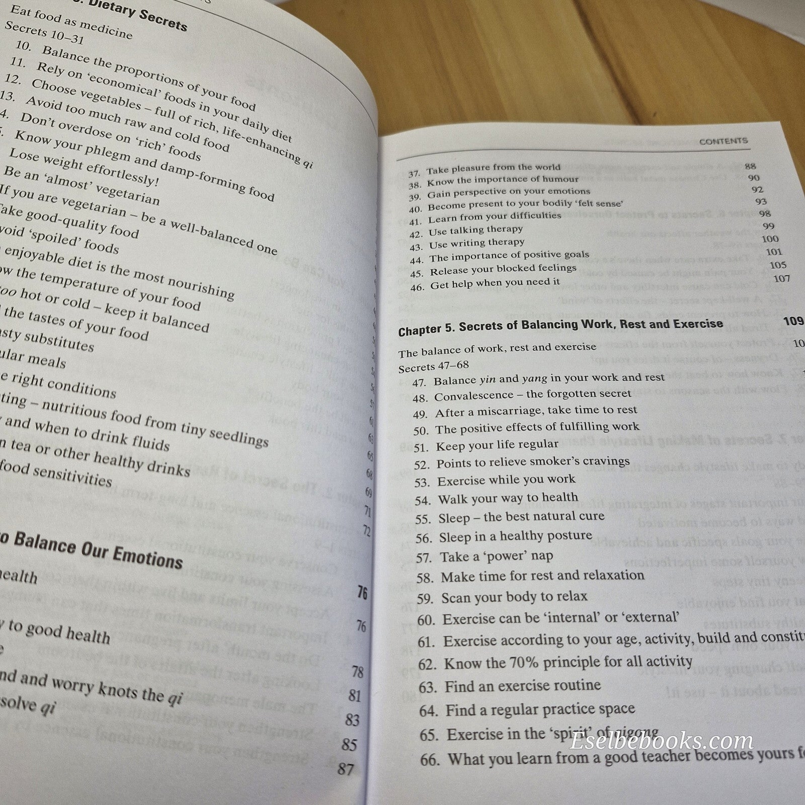 88 Chinese Medicine Secrets  By Angela Hicks · 2010 - paperback