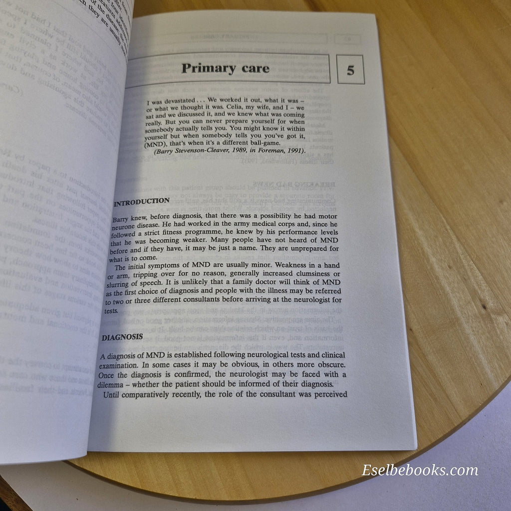 Motor Neurone Disease (Therapy in Practice) By Susan Beresford - paperback