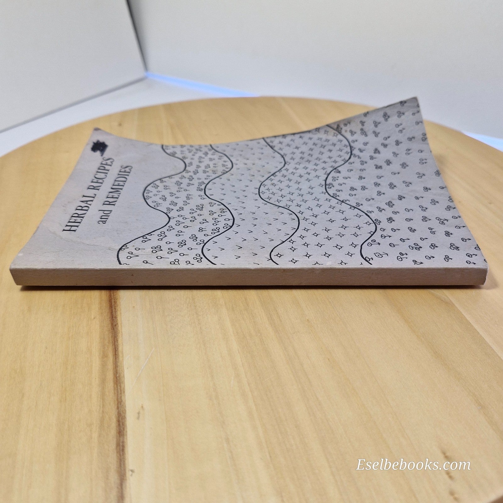 Herbal Recipes And Remedies - Margaret George - Vintage 1987 Paperback