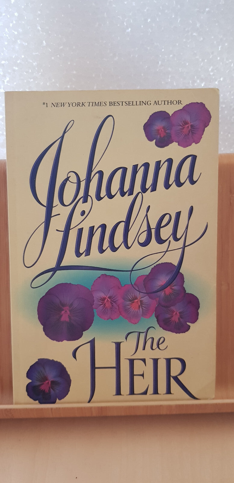 Jayne Ann Krentz/Johanna Lindsey/Amanda Quick novels- buy 2 or more for discount