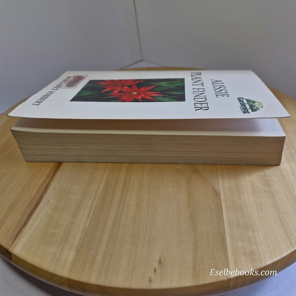 The Aussie Plant Finder By Margaret Hibbert · 2004 - paperback