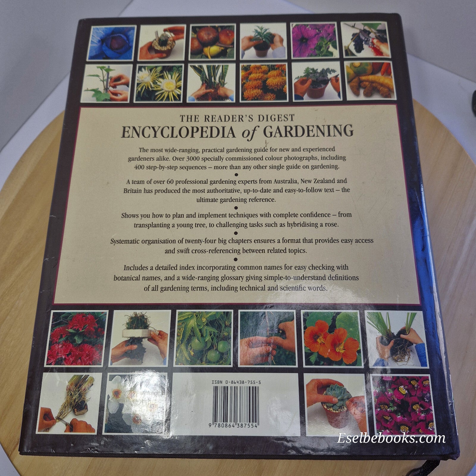 Reader's Digest Encyclopedia of Gardening 1995 - hardback with dust jacket