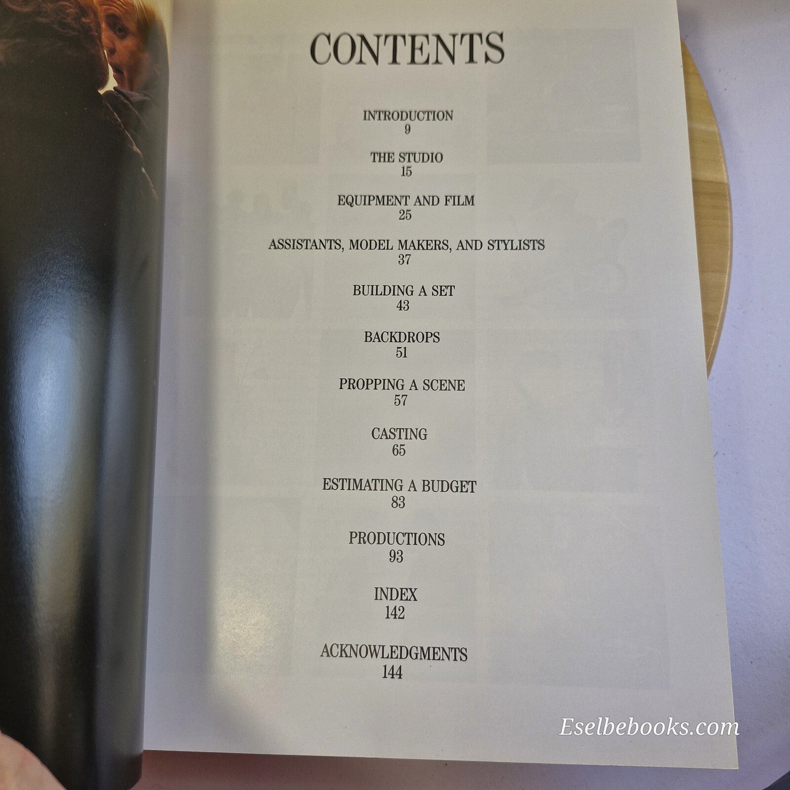 Illustration Photography By Jack Reznicki · 1987 - vintage paperback