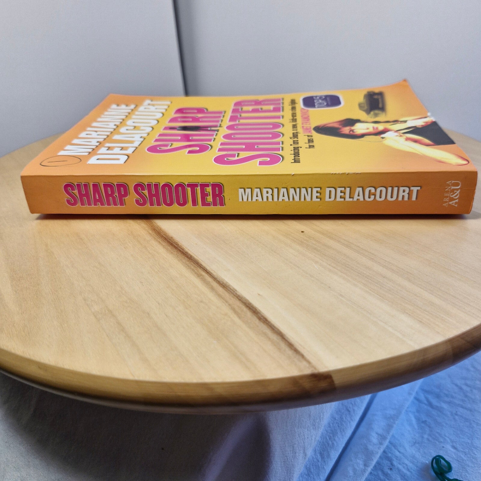 Crime fiction: Sharp Shooter By Marianne Delacourt · 2016 - large paperback