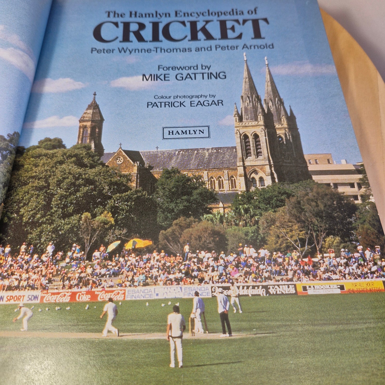 Sport: The Hamlyn Encyclopedia of Cricket By Peter Wynne-Thomas, Peter Arnold...