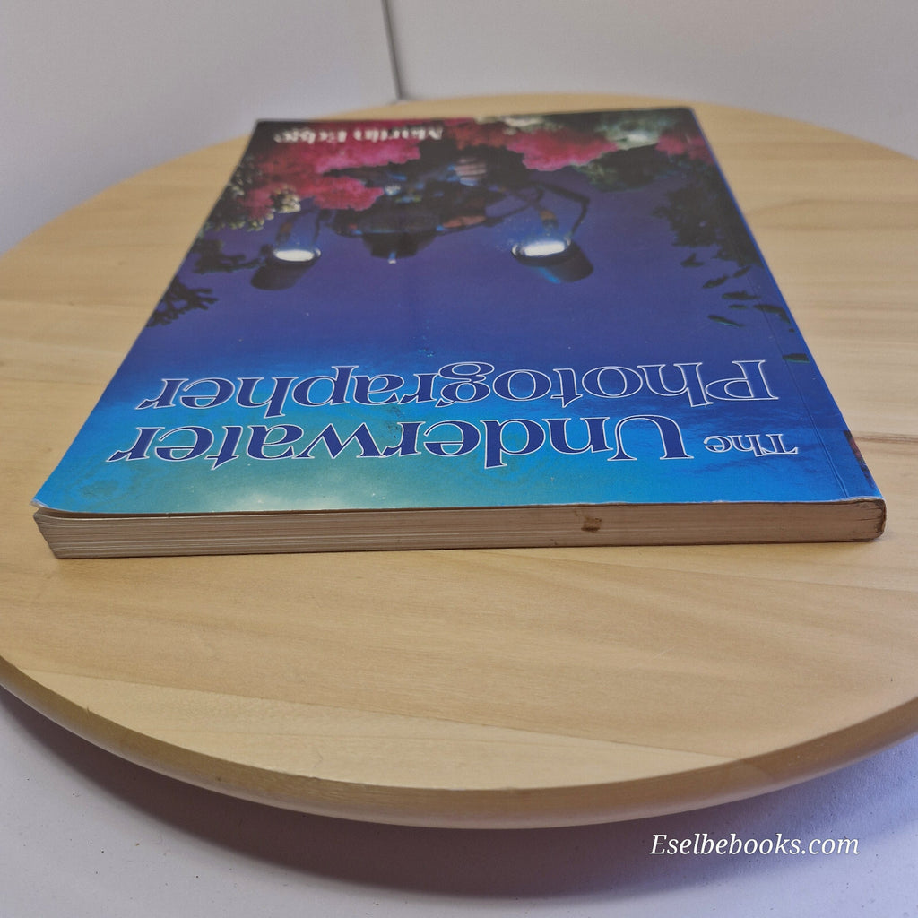 The Underwater Photographer By Martin Edge · 1996 - vintage paperback