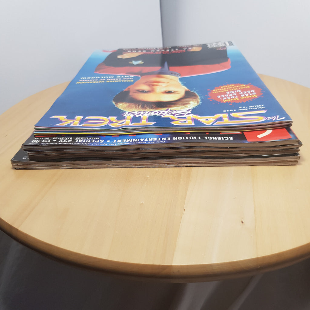 Bundle x 7 sci-fi fantasy magazines - various titles - paperbacks