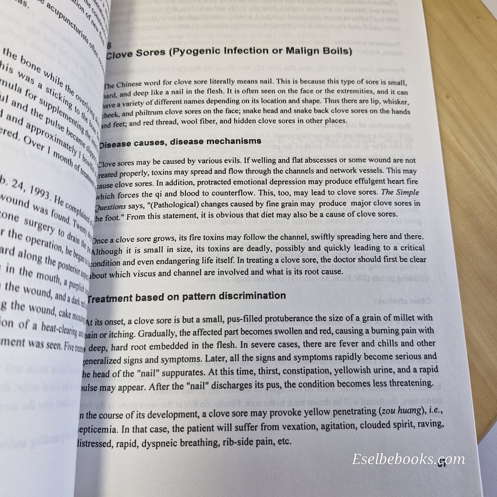 The Treatment of External Diseases with Acupuncture & Moxibustion by Yan Cui-Lan