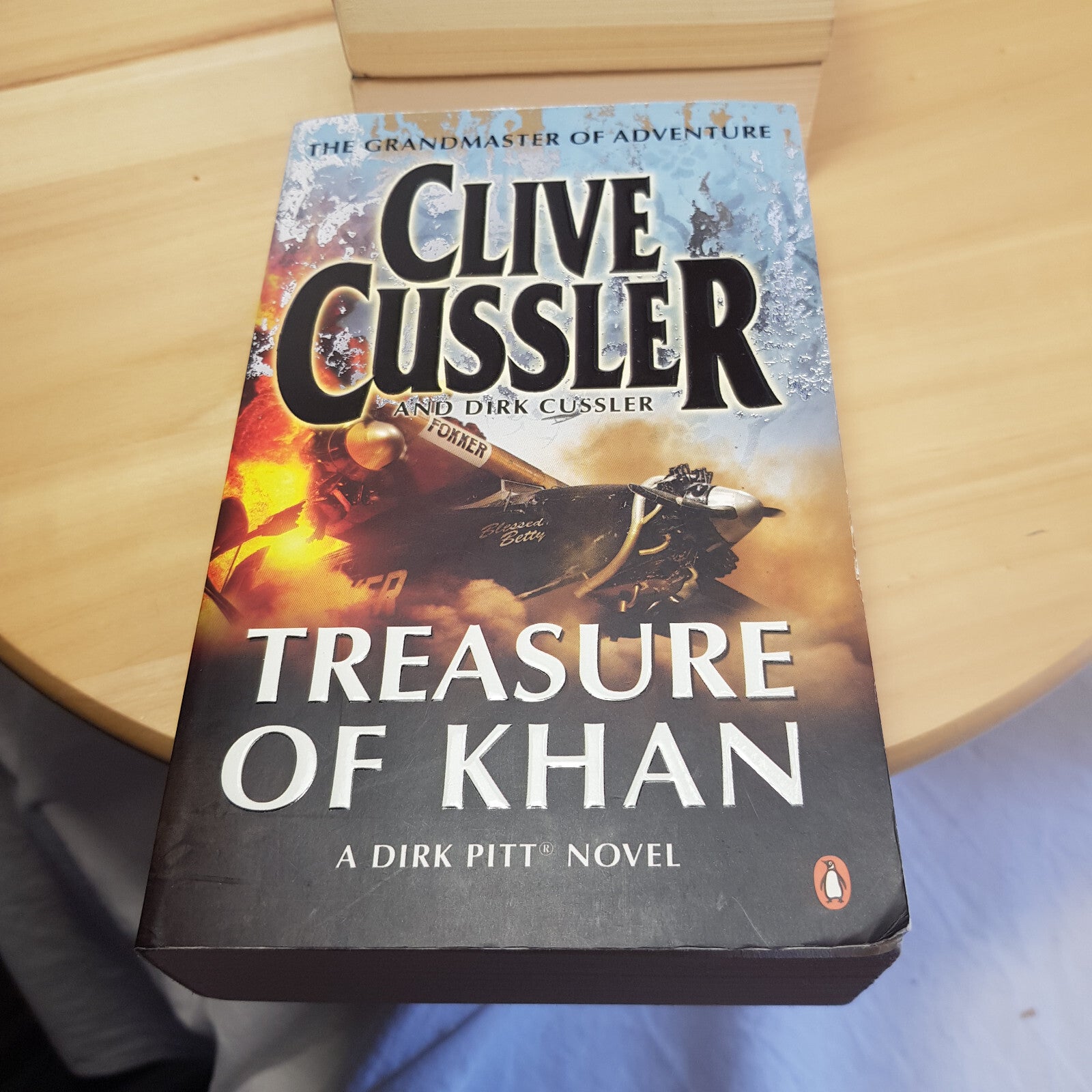 4 x Clive Cussler book bundle - Inca Gold/Treasure of Khan/The Navigator/Plag...