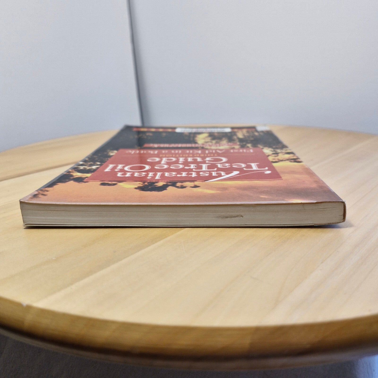 Health: Australian Tea Tree Oil Guide First Aid Kit in a Bottle By Cynthia B....