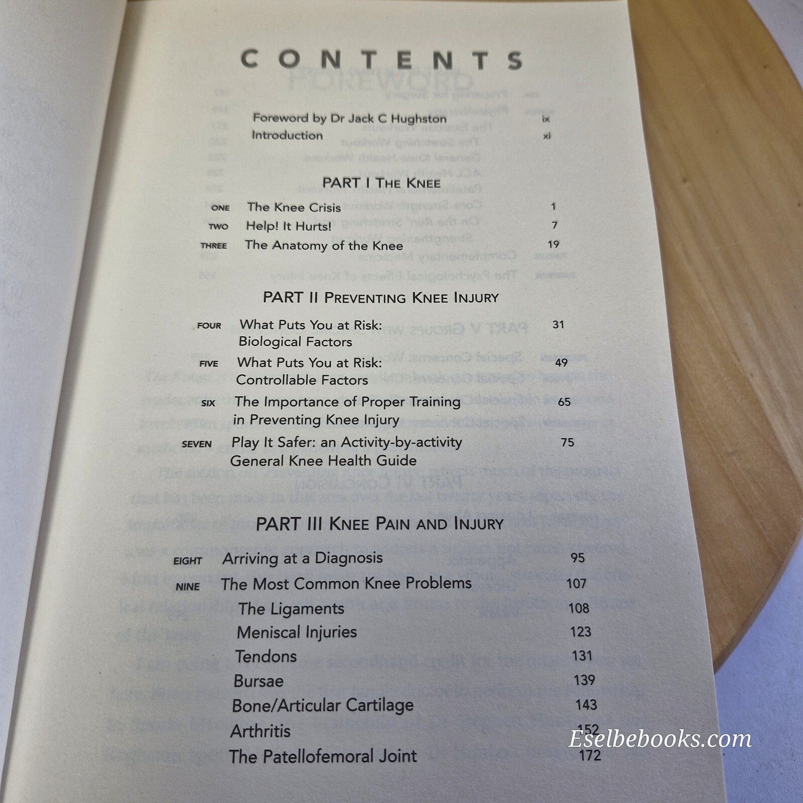 The Knee Care Handbook A Complete Guide to Knee Health for Life By Brian Halp...