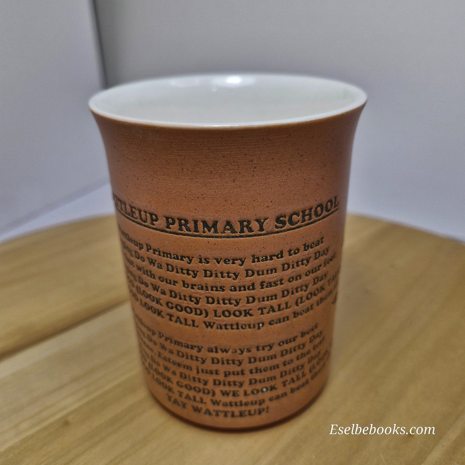 Sandalwood collectible ceramic mug - Wattleup Primary School 1978 - 2005