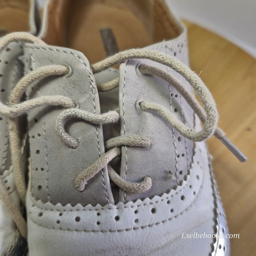 Bellucci size 40 lace up shoes - silver/white/beige with grey rubber soles