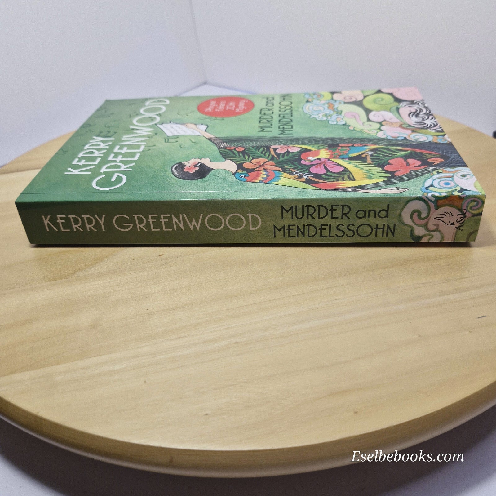 Australian crime fiction: Murder and Mendelssohn By Kerry Greenwood · paperback