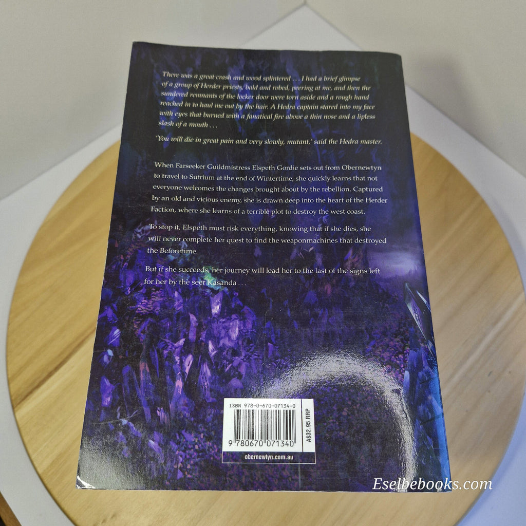 Sci-fi/fantasy: The Stone Key: The Obernewtyn Chronicles Volume 5 by Isobelle...
