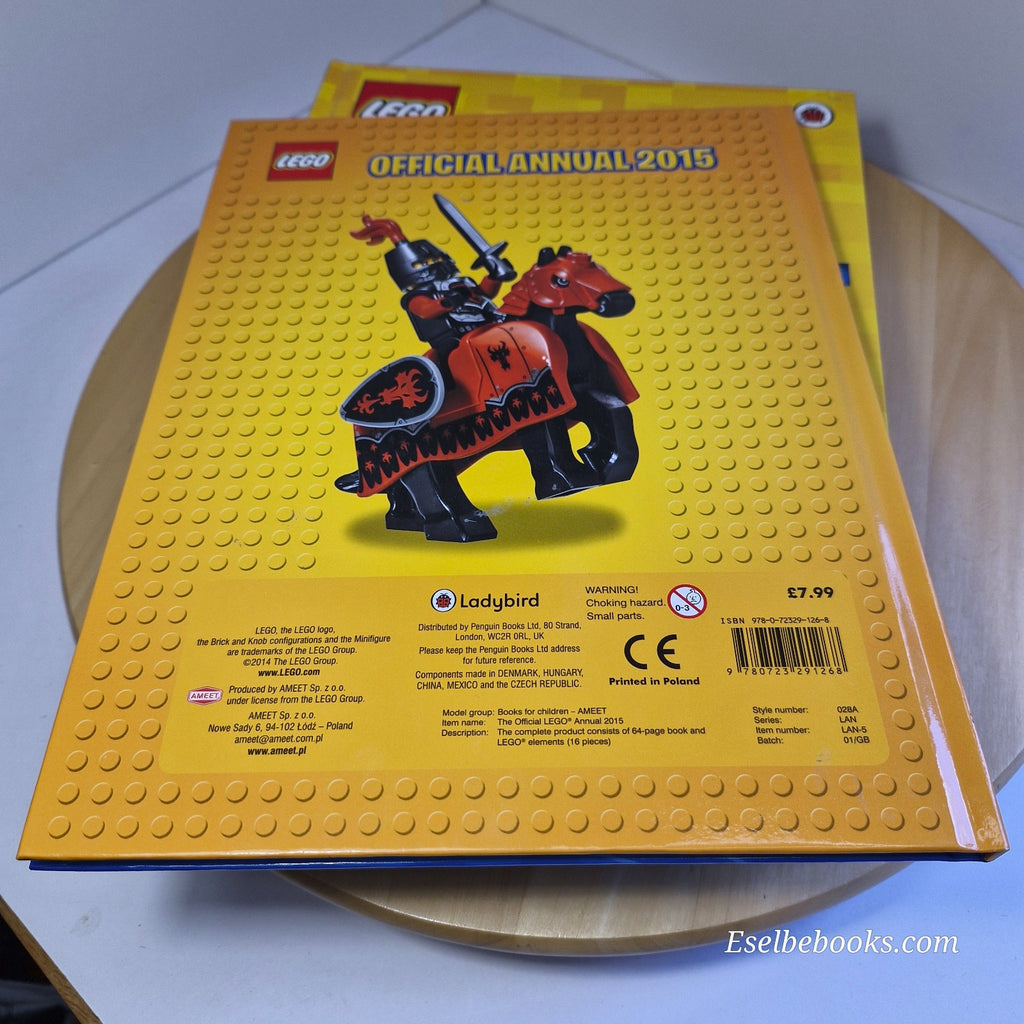 The official Lego annuals 2015; 2016; 2017; 2021; 2022 - hardbacks - NO minifigu