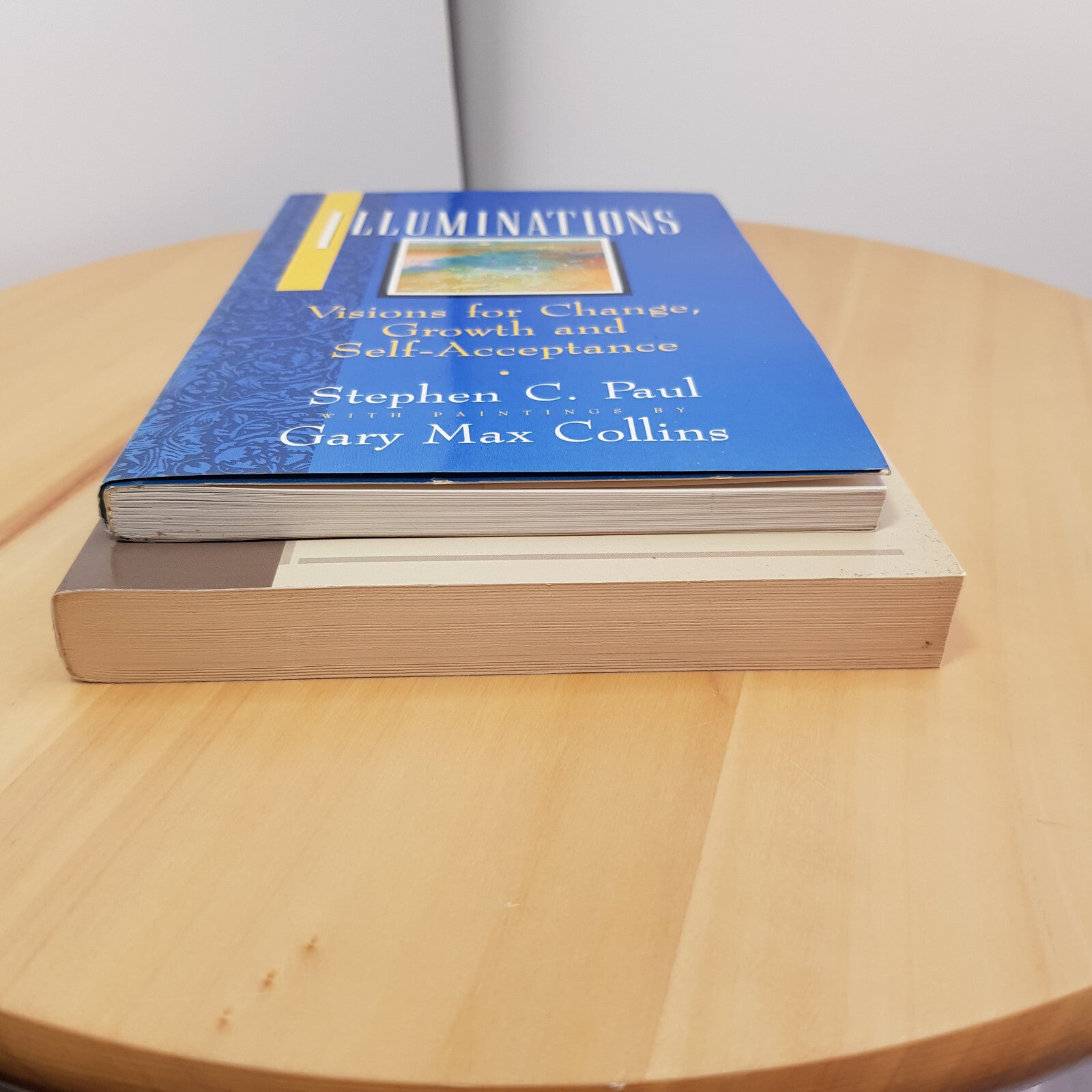 Bundle x 2 self-help books - The Magic is in the extra mile & Illuminations -...