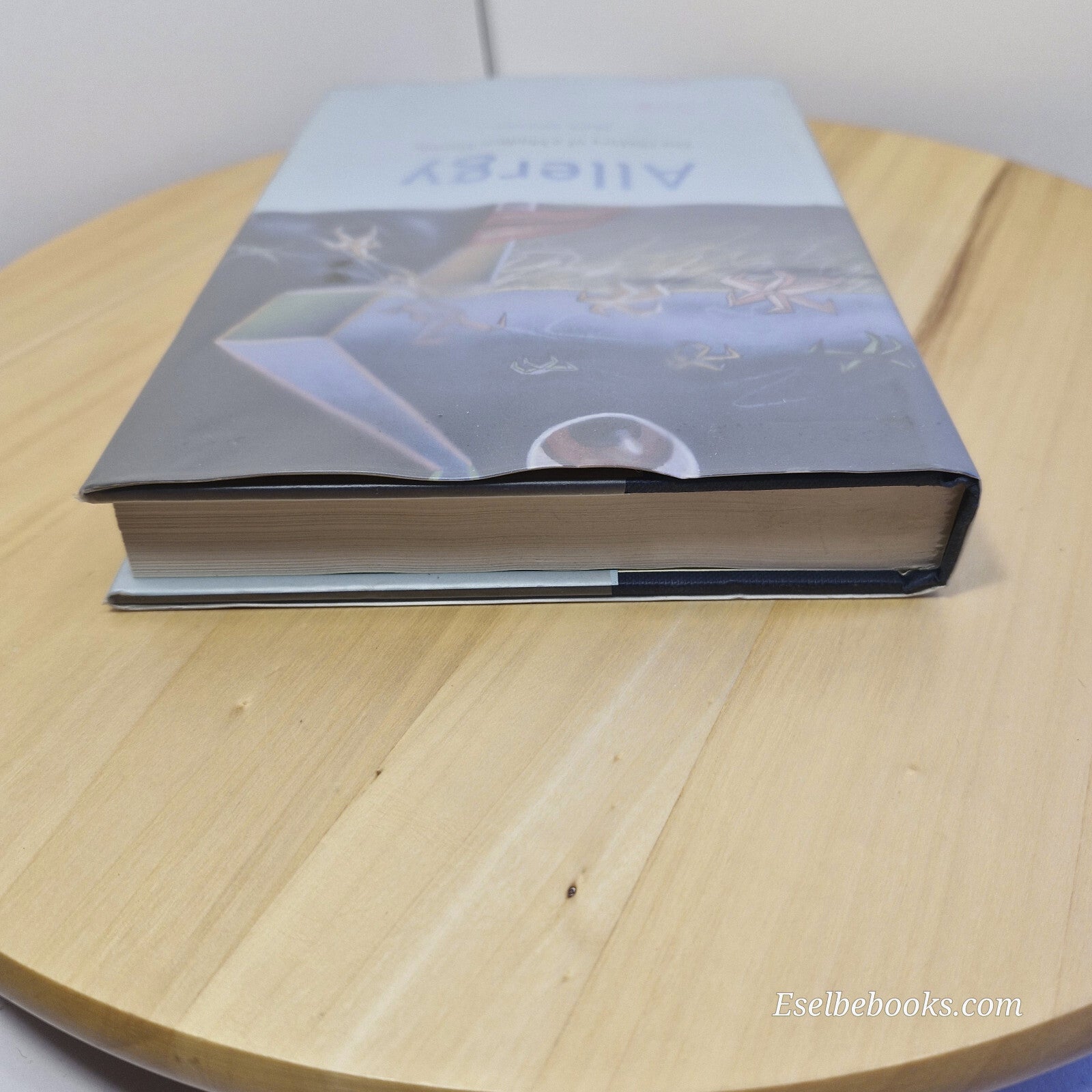 Allergy The History of a Modern Malady By Mark Jackson · 2007 - hardback with...