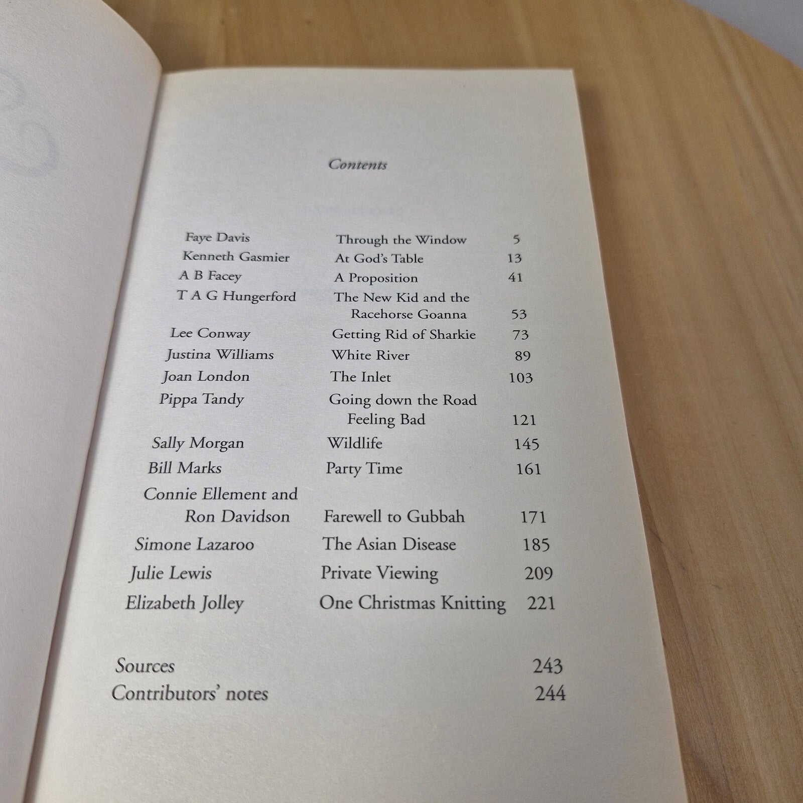 Fiction: Summer Days Stories from Childhood 2007 - various authors - paperback