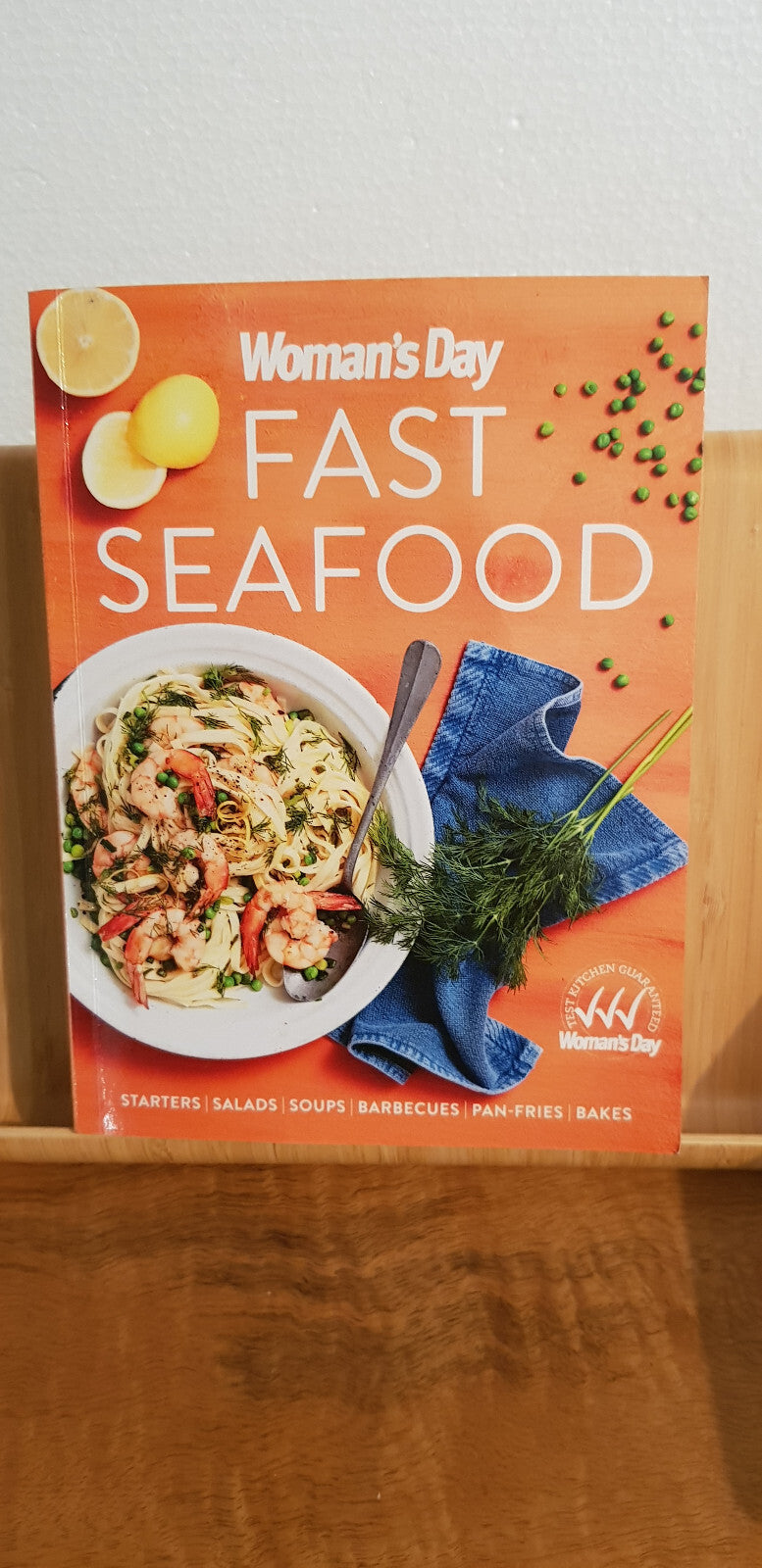 Cookbook: Fast Seafood by Woman's Day - paperback