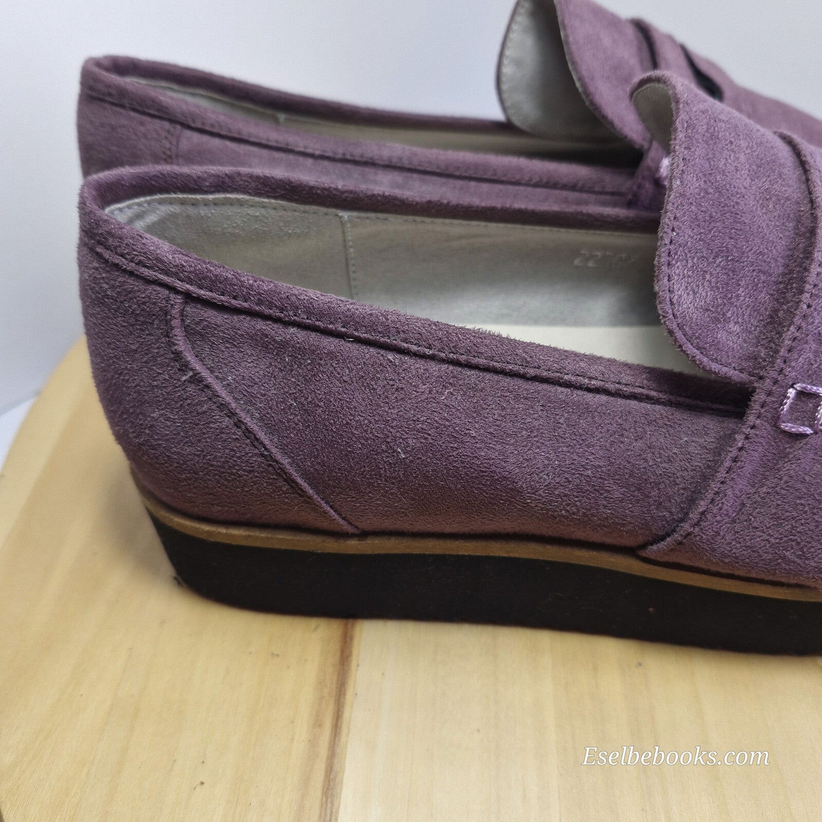 WA Oriental Traffic dark plum suede loafers - size 40 with black rubber soles