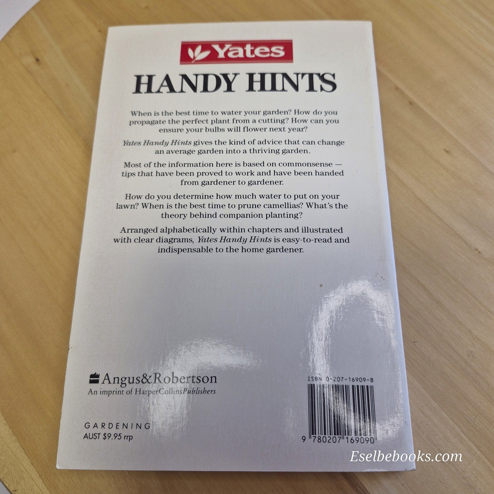 Yates Garden Guide & Yates Handy Hints Australian Gardening Plants - paperbacks