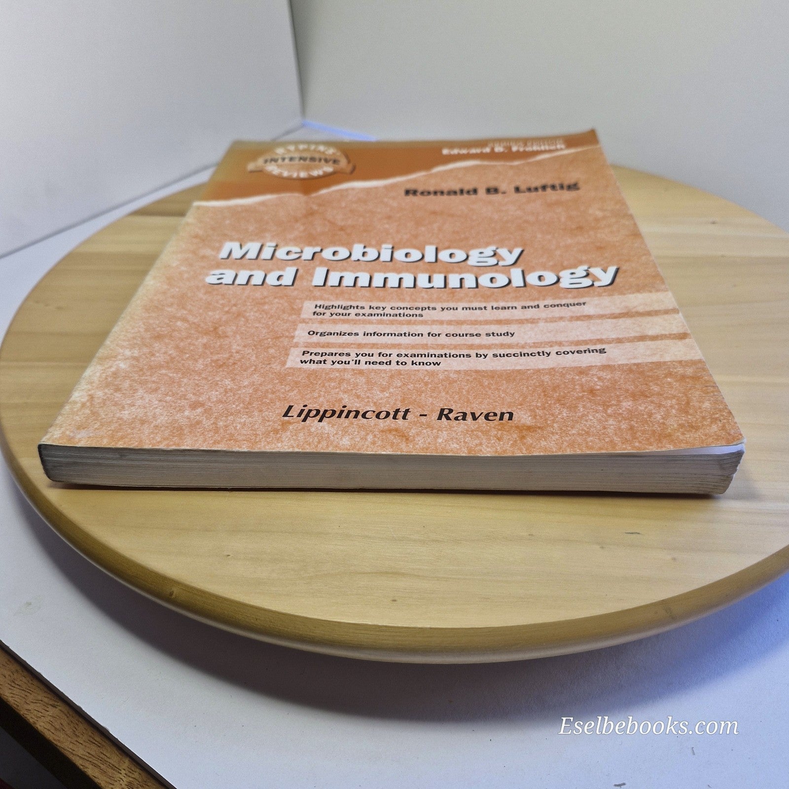 Microbiology and Immunology By Ronald B. Luftig · 1998 - paperback