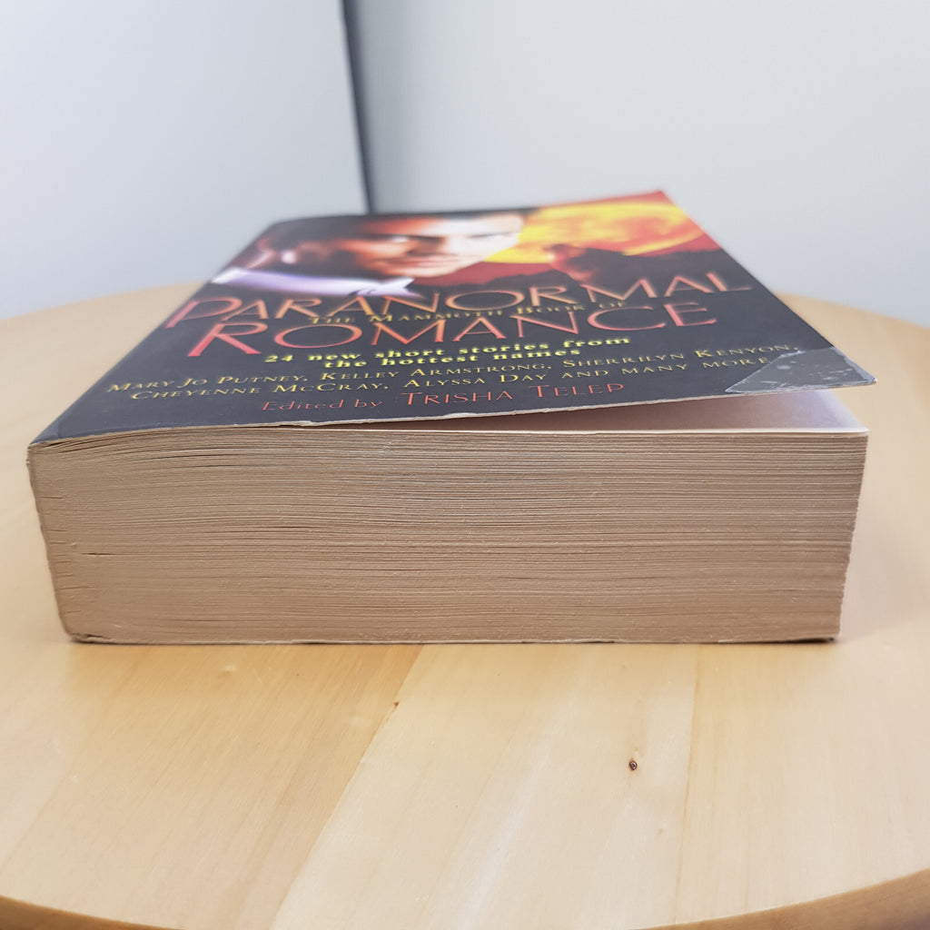 The Mammoth Book of Paranormal Romance 24 New Short Stories from the Hottest ...